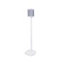 White Vebos floor stand with Sonos Play 1